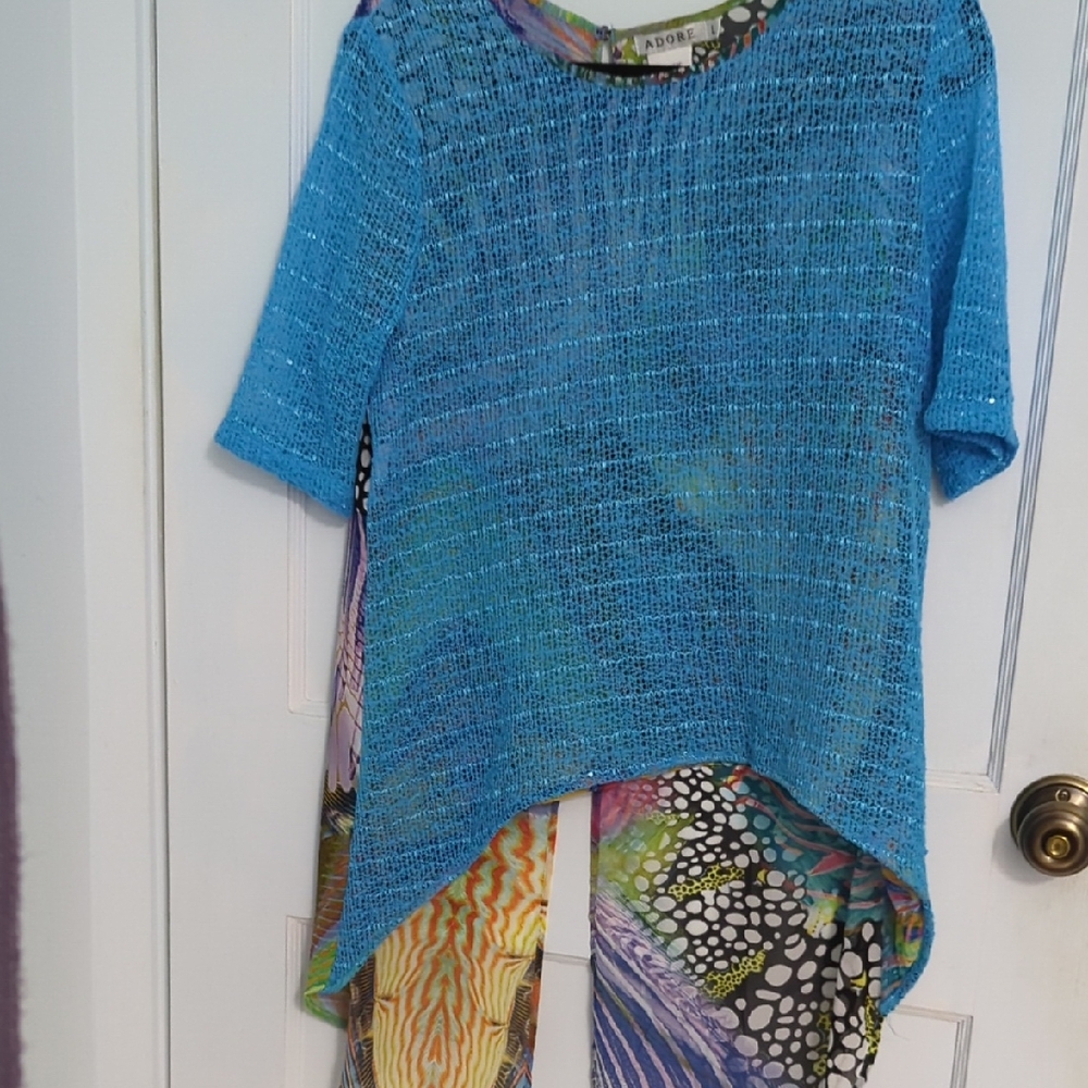 Adore Sz L Blue Mesh Short Sleeve High Low Top with Multicolor Back